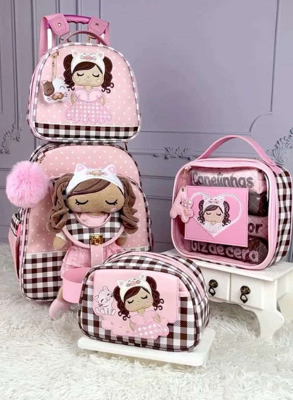 Kit Mochila Boneca Encantada Rosa